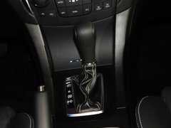 2010款 2.4 CVT 两驱豪华型