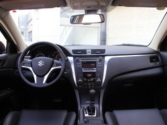 2010款 2.4 CVT 兩驅(qū)豪華型