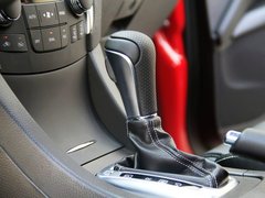 2010款 2.4 CVT 兩驅(qū)豪華型