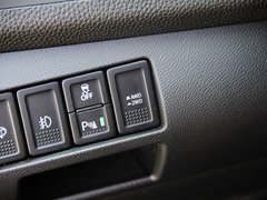 2010款 2.4 CVT 两驱豪华型