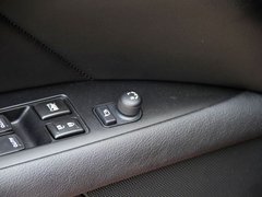 2010款 2.4 CVT 两驱豪华型