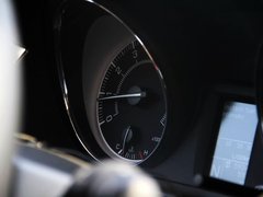 2010款 2.4 CVT 兩驅(qū)豪華型