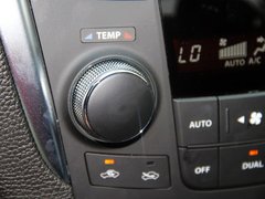 2010款 2.4 CVT 两驱豪华型