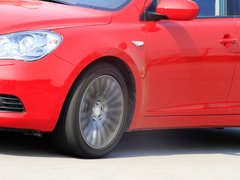 2010款 2.4 CVT 两驱豪华型