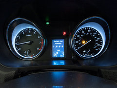 2010款 2.4 CVT 两驱豪华型
