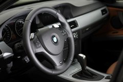 2010款 325i 2.5L 时尚型