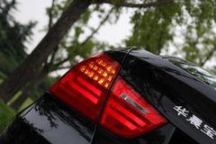 2010款 325i 2.5L 时尚型