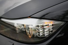 2010款 325i 2.5L 时尚型