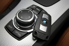 2010款 325i 2.5L 时尚型