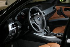 2010款 325i 2.5L 时尚型