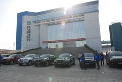 2010款 325i 2.5L 时尚型
