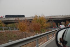 2010款 325i 2.5L 时尚型