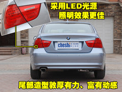 2010款 325i 2.5L 时尚型