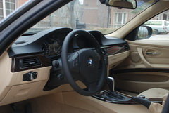 2010款 325i 2.5L 时尚型