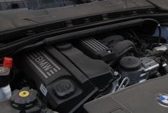 2010款 325i 2.5L 时尚型