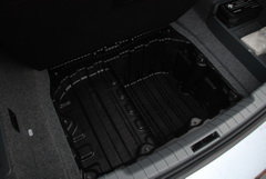2010款 325i 2.5L 时尚型