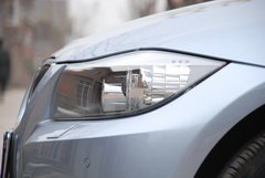 2010款 325i 2.5L 时尚型