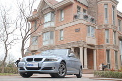 2010款 325i 2.5L 时尚型