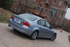 2010款 325i 2.5L 时尚型
