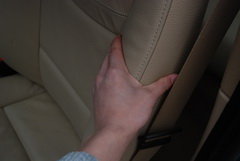 2010款 325i 2.5L 时尚型