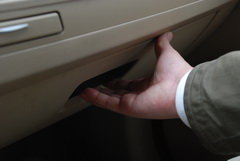 2010款 325i 2.5L 时尚型