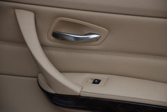 2010款 325i 2.5L 时尚型