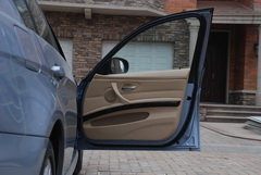 2010款 325i 2.5L 时尚型