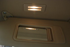 2010款 325i 2.5L 时尚型