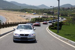 2010款 325i 2.5L 时尚型