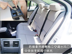 2010款 325i 2.5L 时尚型