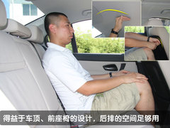 2010款 325i 2.5L 时尚型