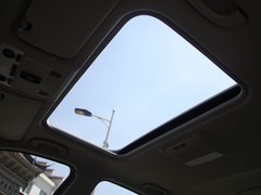 2010款 325i 2.5L 时尚型