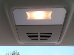 2010款 325i 2.5L 时尚型