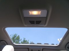 2010款 325i 2.5L 时尚型