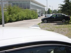 2010款 325i 2.5L 时尚型