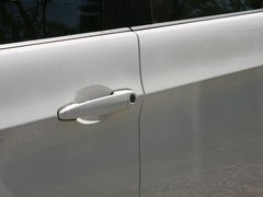 2010款 325i 2.5L 时尚型