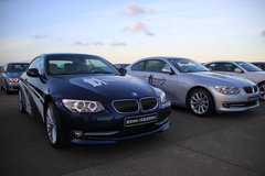 2010款 325i 2.5L 时尚型