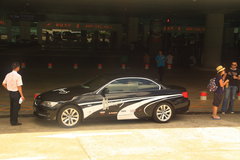 2010款 325i 2.5L 时尚型