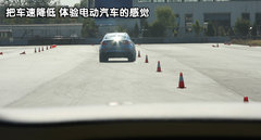 2010款 325i 2.5L 时尚型