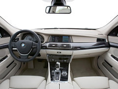 2010款 523Li 2.5L 标准型