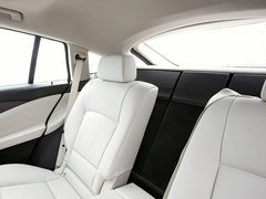 2010款 523Li 2.5L 标准型
