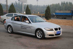2010款 523Li 2.5L 标准型
