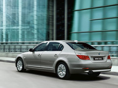 2010款 523Li 2.5L 标准型