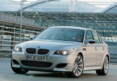 2010款 523Li 2.5L 标准型