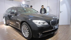 2010款 523Li 2.5L 标准型