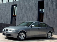2010款 523Li 2.5L 标准型