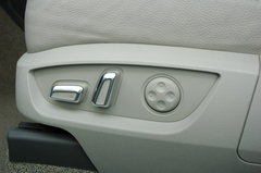 2010款 3.6L 基本型 7座