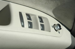 2010款 3.6L 基本型 7座