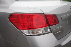 2010款 2.0L CVT 豪华版