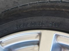 2010款 2.0L CVT 豪华版